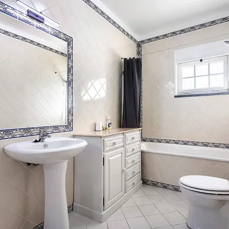 Feriehus Burgo D Sancho I - D'el Rey Amoreira (Leiria)