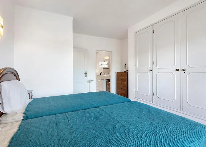 Holiday home Burgo D Sancho I - D'el Rey Amoreira (Leiria)